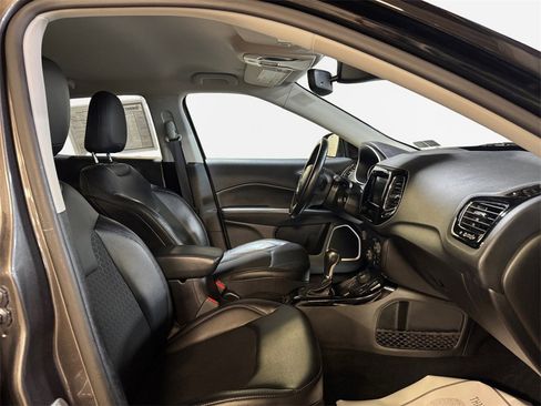 Used 2020 Jeep Compass Altitude image 26