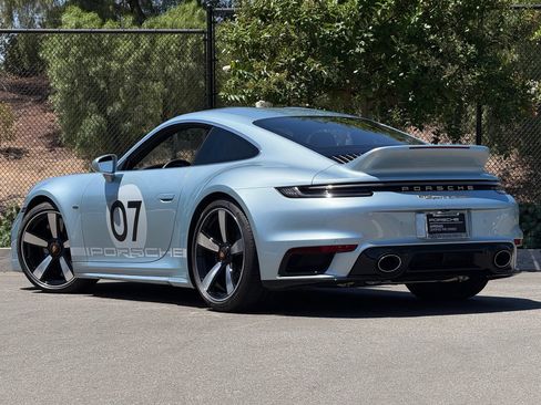 Certified 2023 Porsche 911 Sport Classic RWD image 3