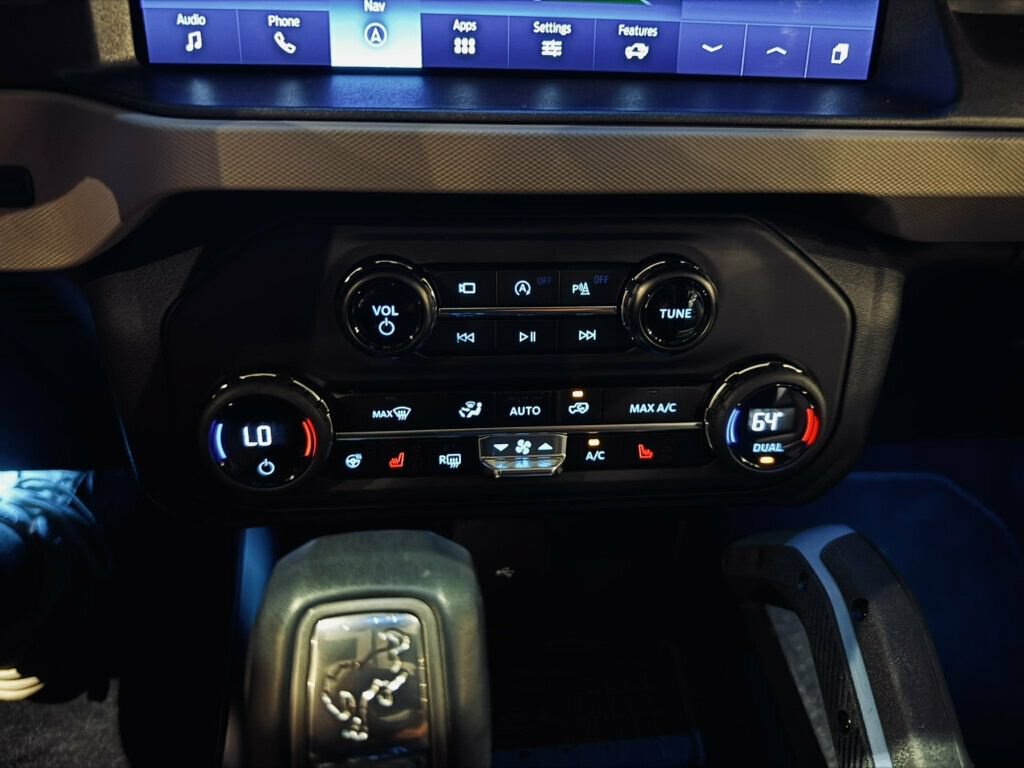 Used 2024 Ford Bronco Wildtrak AWD/4WD image 17