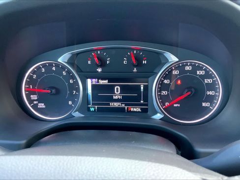 Used 2018 GMC Acadia SLE FWD image 17