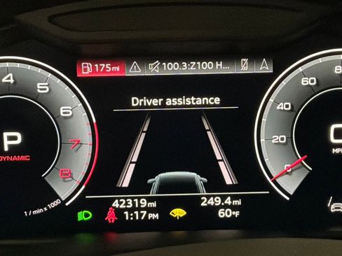 Used 2023 Audi Q8 Premium w/ Convenience Package image 13