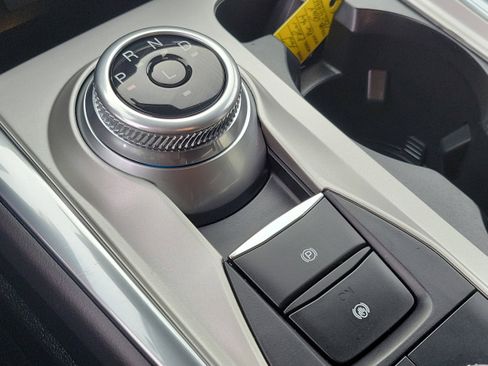 Used 2023 Ford Explorer XLT w/ Equipment Group 202A image 33