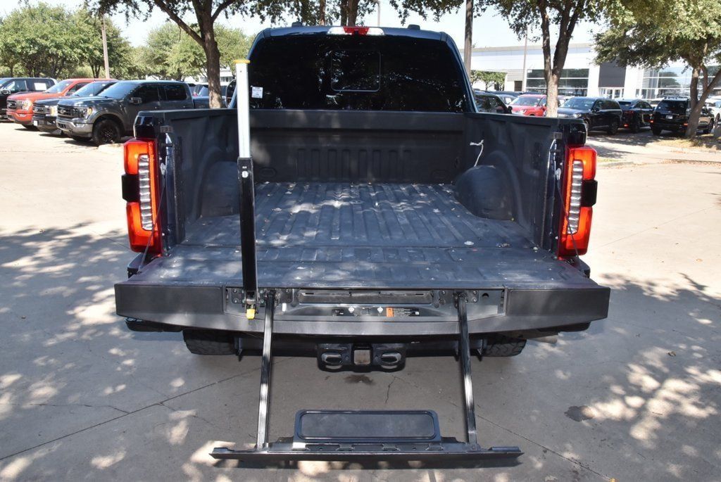 Certified 2025 Ford F250 King Ranch w/ FX4 Off-Road Package AWD/4WD image 38