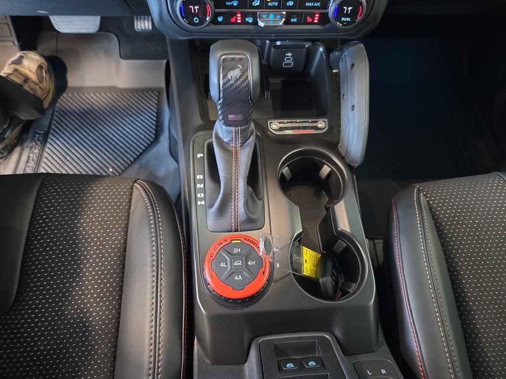 New 2026 Ford Bronco Raptor w/ Interior Carbon Fiber Pack AWD/4WD image 38