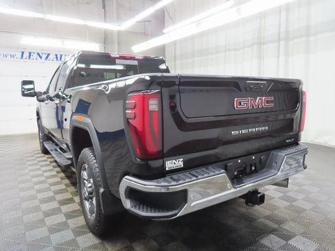 Used 2025 GMC Sierra 2500 SLT image 5