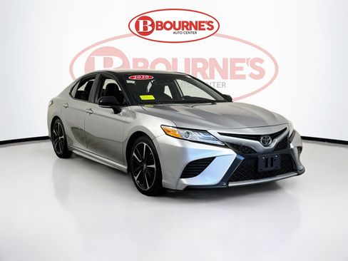 Used 2020 Toyota Camry XSE FWD image 1