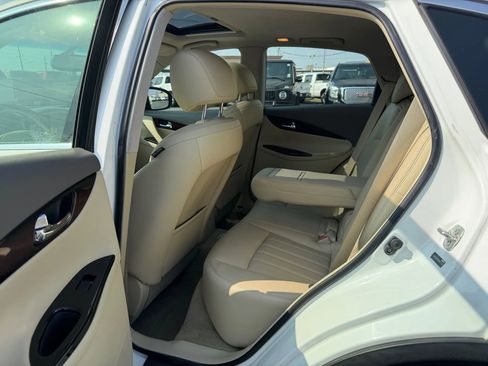 Used 2012 INFINITI EX35 Journey w/ Premium Pkg AWD/4WD image 7