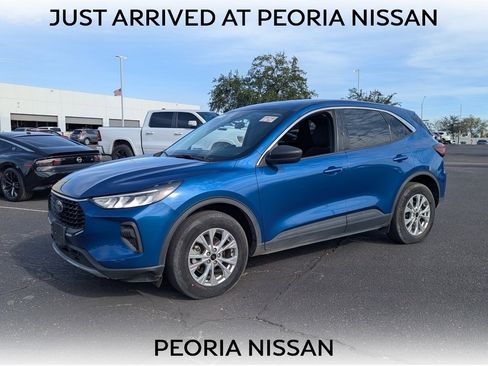 Used 2023 Ford Escape Active image 1