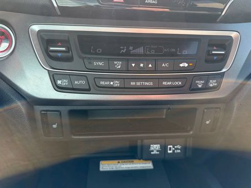 Used 2022 Honda Pilot Special Edition image 15