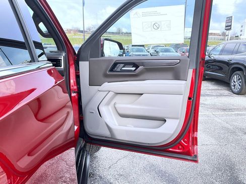 New 2026 GMC Yukon XL Elevation AWD/4WD image 16