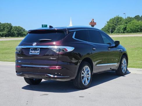Used 2023 Buick Enclave Avenir w/ Avenir Technology Package FWD image 7