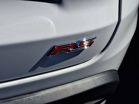 New 2026 Chevrolet Trax RS FWD image 7