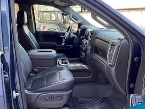 Used 2020 Chevrolet Silverado 1500 LTZ AWD/4WD image 1