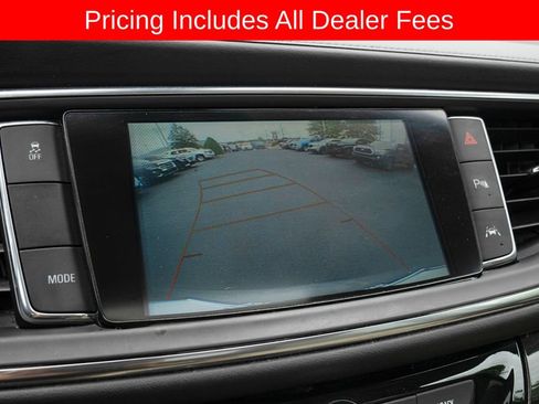 Used 2019 Buick Enclave Premium w/ Experience Buick Package FWD image 16