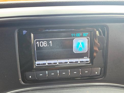 Used 2015 Chevrolet Silverado 1500 W/T RWD image 17