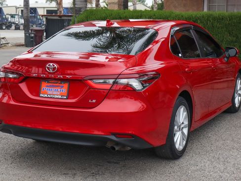 Used 2023 Toyota Camry LE w/ Convenience Package FWD image 9