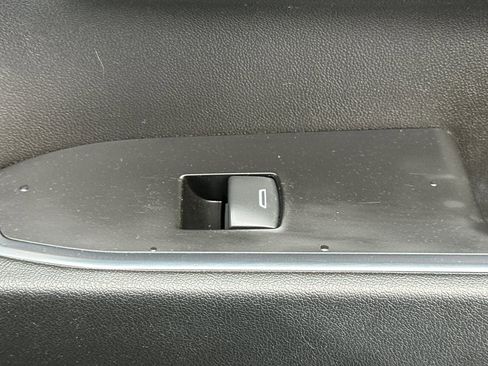 Used 2024 GMC Sierra 1500 Elevation RWD image 21