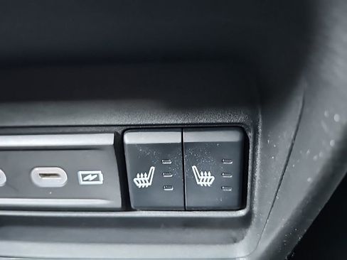 New 2026 Jeep Grand Cherokee Limited w/ Luxury Tech Group II AWD/4WD image 25
