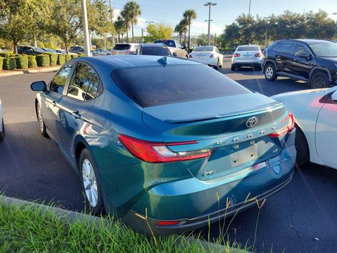 Used 2025 Toyota Camry LE w/ Convenience Package FWD image 28