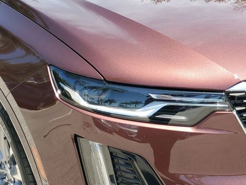 Certified 2023 Cadillac XT6 Premium Luxury image 8