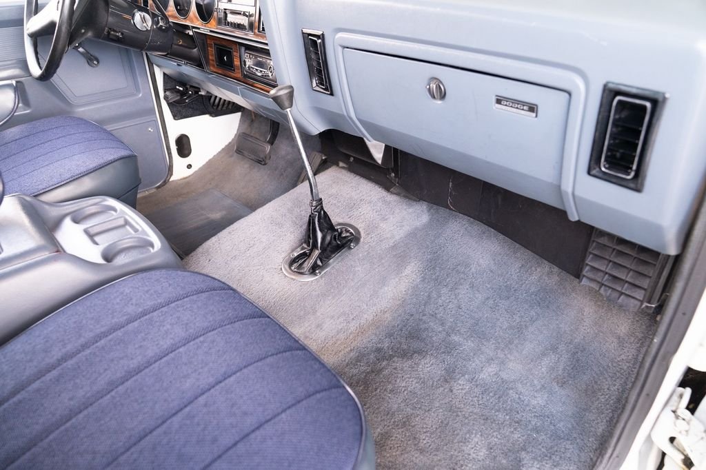 Used 1988 Dodge Ramcharger 4WD image 31