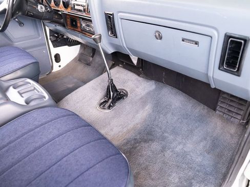Used 1988 Dodge Ramcharger 4WD image 31