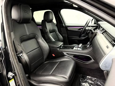 Used 2025 Jaguar F-PACE R-Dynamic S AWD/4WD image 33