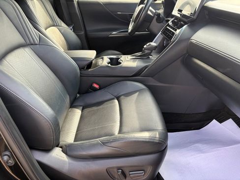 Used 2021 Toyota Venza Limited w/ Advanced Technology Package AWD/4WD image 33