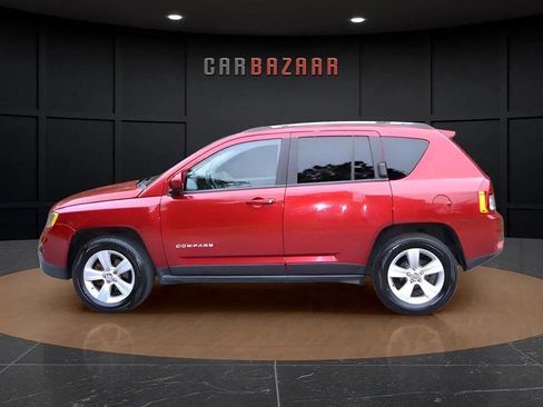 Used 2017 Jeep Compass Latitude image 8