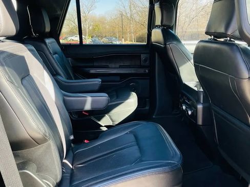 Used 2019 Ford Expedition Limited w/ Equipment Group 301A image 14