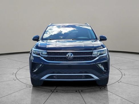 Used 2024 Volkswagen Taos SEL AWD/4WD image 14