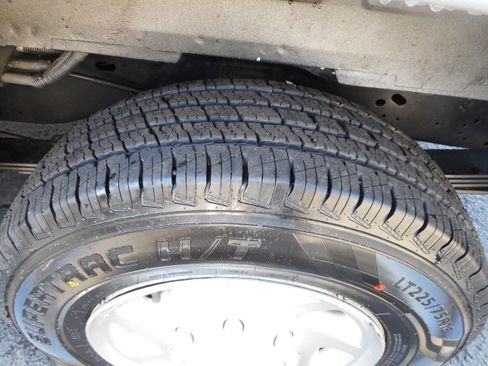 Used 2012 Ford E-350 and Econoline 350 XL w/ PWR Windows & Locks Group image 11