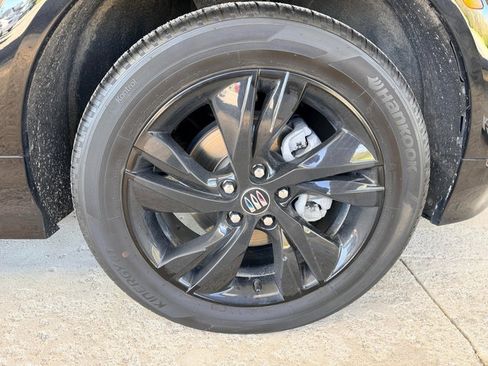 Used 2024 Buick Encore GX Sport Touring AWD/4WD image 13