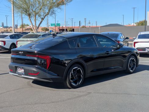 Certified 2025 Kia K4 EX image 5