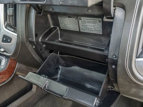 Used 2017 GMC Sierra 1500 SLE w/ SLE Value Package image 48