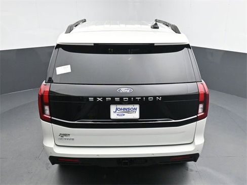 New 2025 Ford Expedition Active image 21
