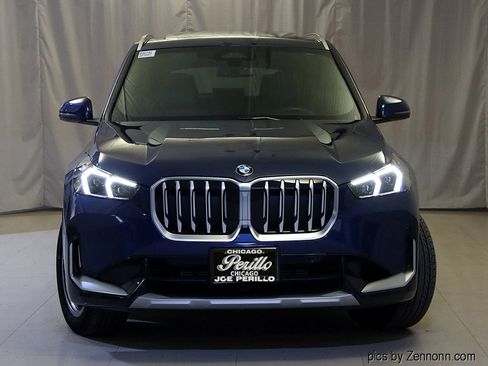 Used 2025 BMW X1 xDrive28i w/ Premium Package image 5