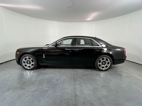 Used 2011 Rolls-Royce Ghost image 8