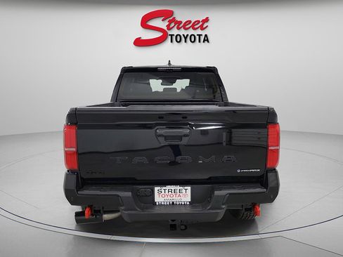 New 2026 Toyota Tacoma TRD Off-Road w/ TRD Off Road Premium Package AWD/4WD image 5