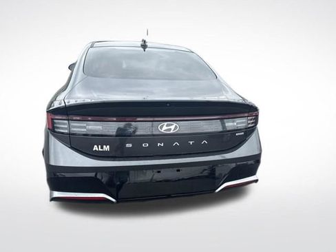 Used 2024 Hyundai Sonata SEL FWD image 4
