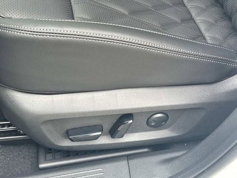 New 2026 Nissan Rogue Platinum AWD/4WD image 24
