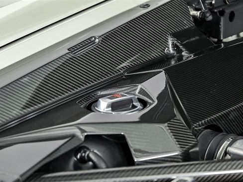 Used 2017 Lamborghini Aventador S AWD/4WD image 13