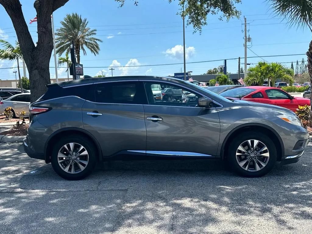 Used 2016 Nissan Murano S AWD/4WD image 4