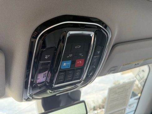 Used 2023 Jeep Grand Cherokee L Summit w/ Advanced Protech Group IV image 18