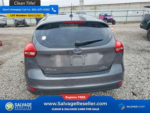 Used 2015 Ford Focus SE FWD image 8