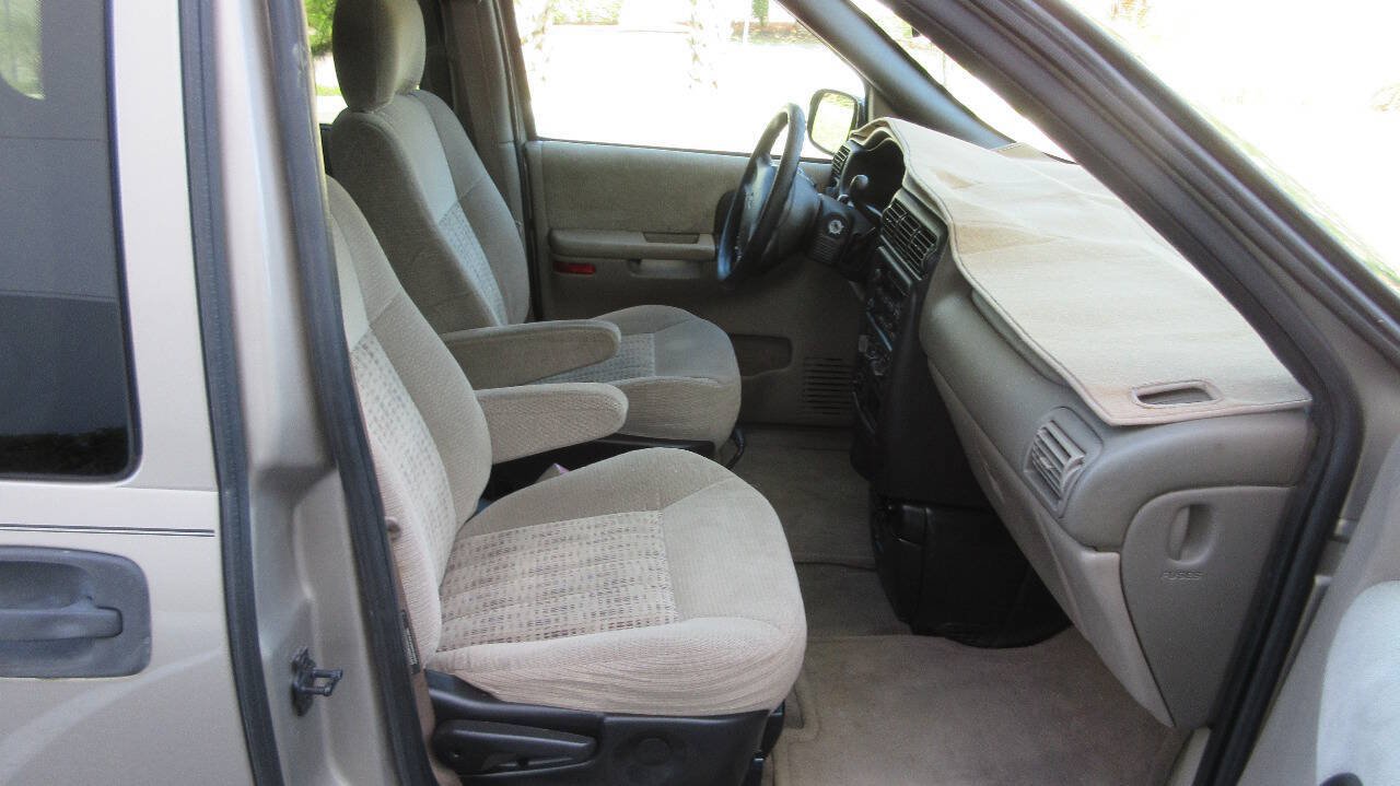 Used 2002 Chevrolet Venture Plus FWD image 24