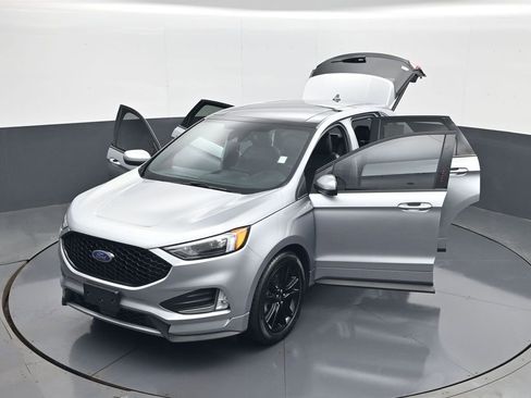 Used 2022 Ford Edge ST-Line w/ Class II Trailer Tow Package AWD/4WD image 30