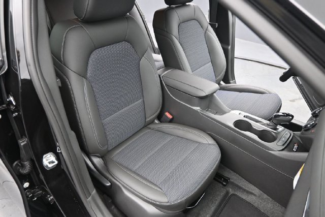 New 2026 Buick Envista Sport Touring w/ Convenience I Package FWD image 23