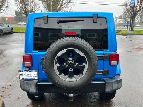 Used 2014 Jeep Wrangler Unlimited Sahara image 6