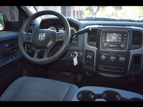 Used 2015 RAM 2500 Tradesman w/ Chrome Appearance Group image 28